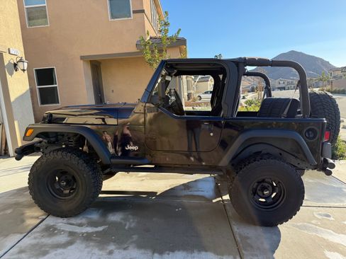 Used 2002 Jeep Wrangler X image 5