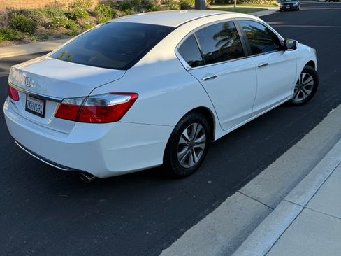 Used 2015 Honda Accord LX image 4