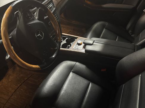 Used 2012 Mercedes-Benz E 350 4MATIC Sedan image 16