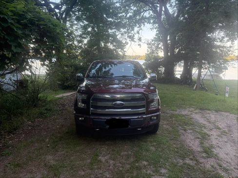Used 2015 Ford F150 Lariat w/ Equipment Group 501A Mid AWD/4WD image 8