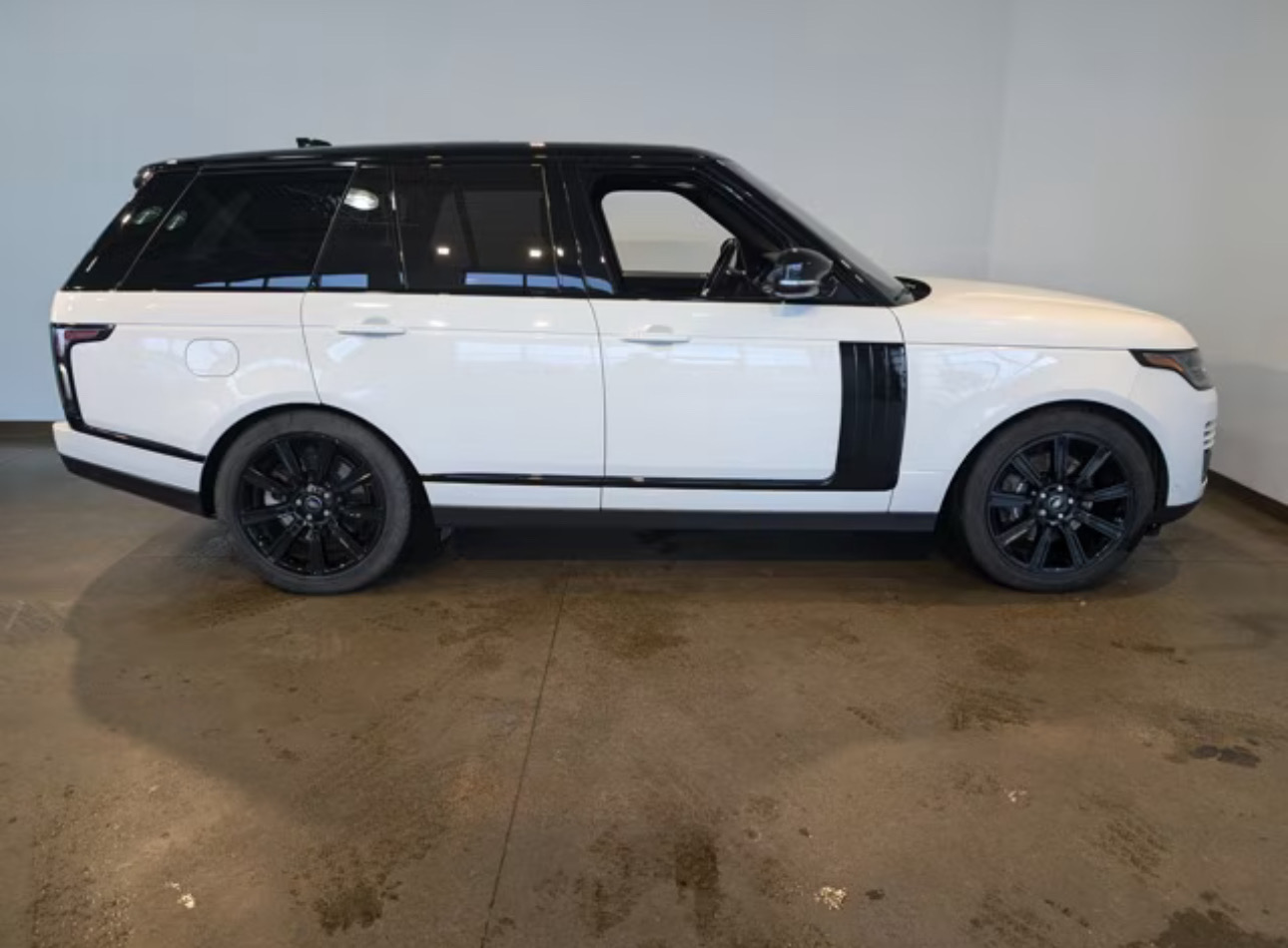 Used 2022 Land Rover Range Rover Westminster Edition AWD/4WD image 13