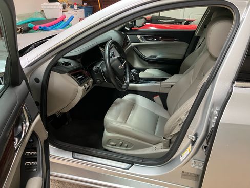 Used 2015 Cadillac CTS Luxury image 16