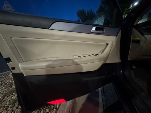 Used 2017 Hyundai Sonata SE image 14