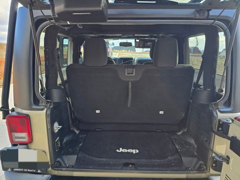 Used 2017 Jeep Wrangler Sport image 13