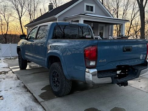 Used 2019 Toyota Tacoma SR5 image 11