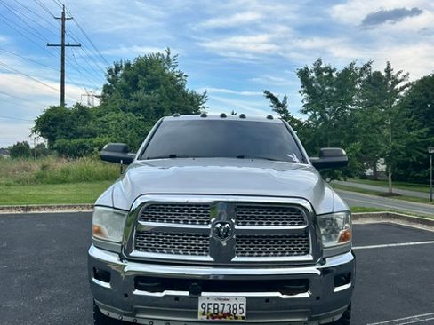 Used 2010 Dodge Ram 2500 Truck ST w/ ST Popular Equipment Group image 8