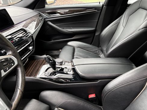Used 2018 BMW 540i xDrive image 14