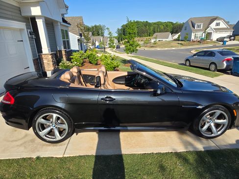 Used 2010 BMW 650i Convertible RWD image 16