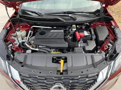 Used 2023 Nissan Rogue SV w/ SV Premium B Package image 6