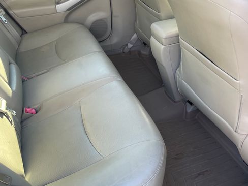 Used 2010 Toyota Prius Five image 22