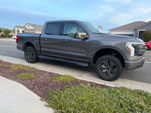 Used 2022 Ford F150 Lightning Lariat w/ Equipment Group 511A High AWD/4WD image 2