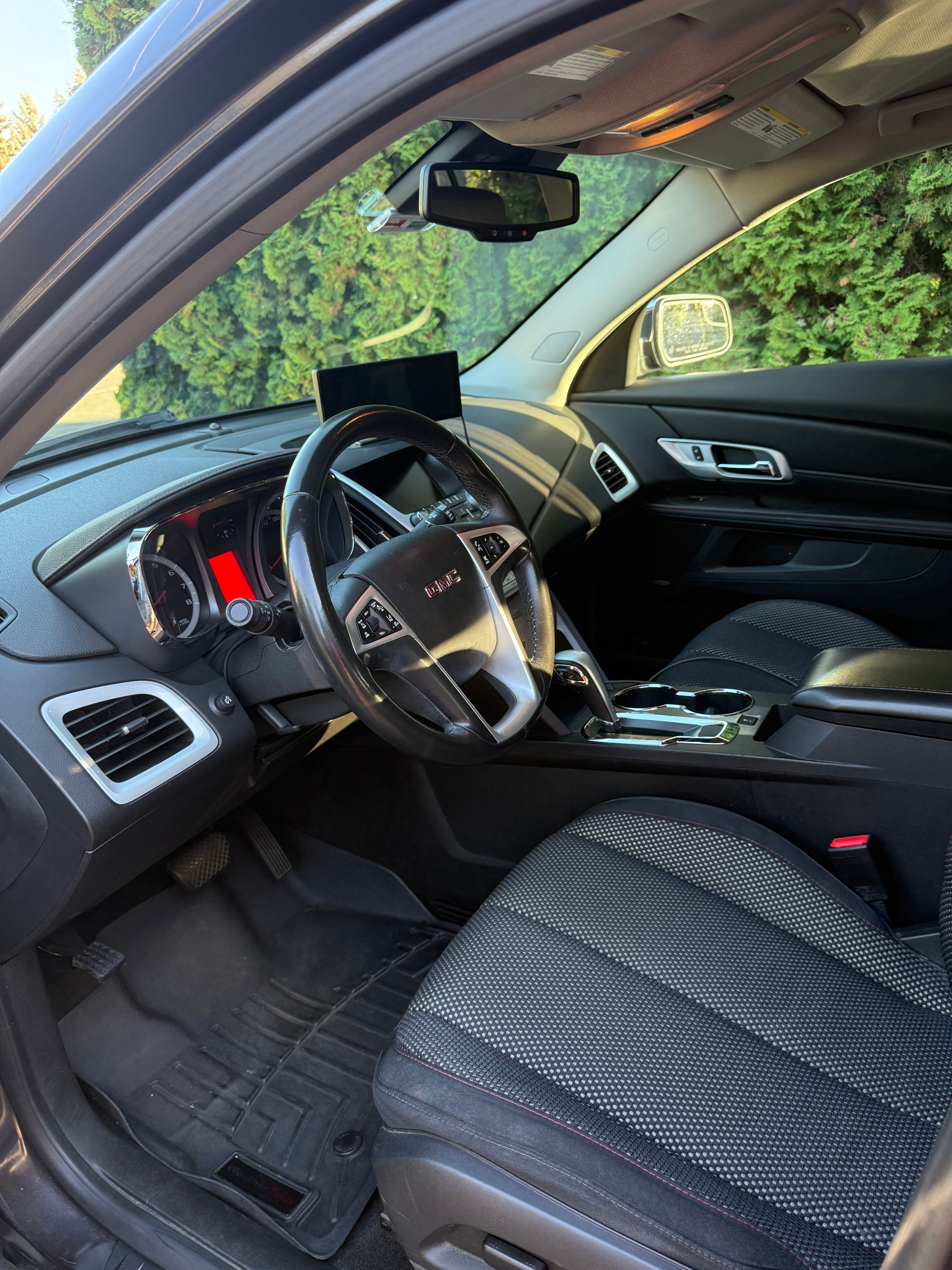 Used 2014 GMC Terrain SLE w/ Chrome Package AWD/4WD image 10