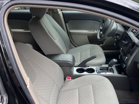 Used 2012 Ford Fusion SE image 19