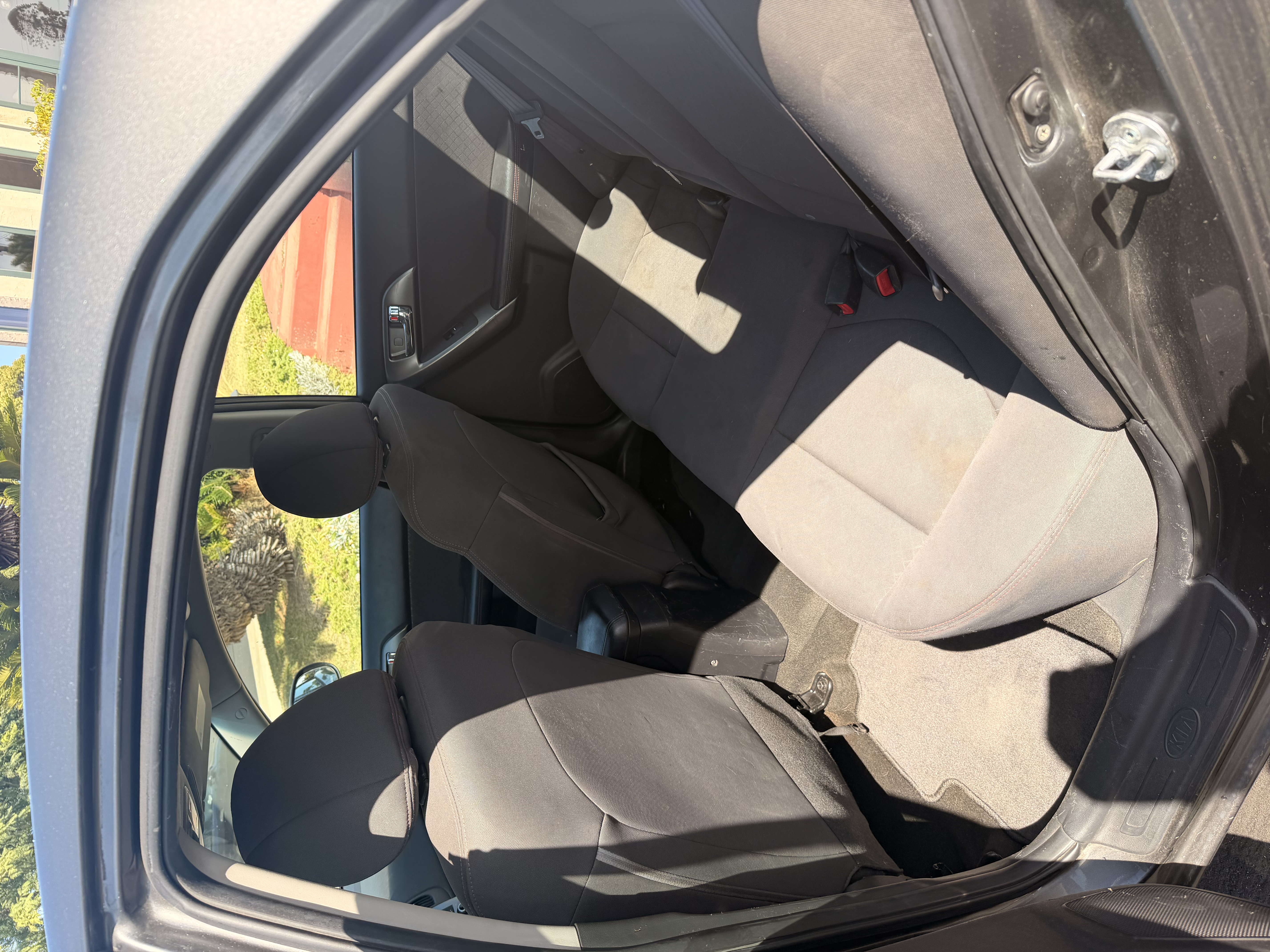 Used 2013 Kia Forte SX FWD image 9