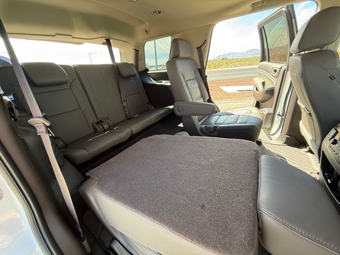 Used 2019 GMC Yukon Denali w/ Denali Ultimate Package image 12