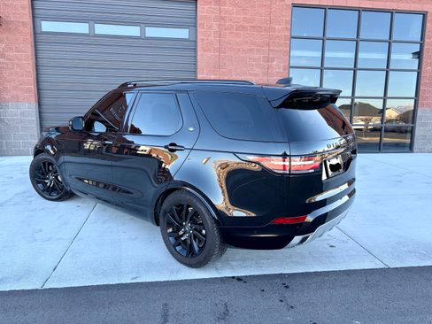 Used 2018 Land Rover Discovery HSE Luxury image 5