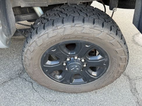 Used 2017 RAM 2500 Laramie w/ Sport Appearance Group image 25