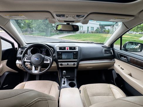 Used 2016 Subaru Outback 2.5i Limited AWD/4WD image 8