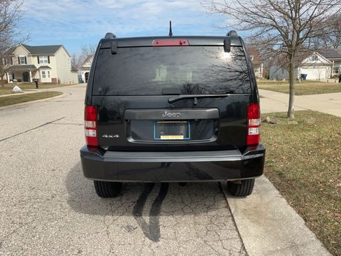 Used 2011 Jeep Liberty Sport w/ Popular Equipment Group image 5