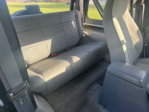 Used 1997 Jeep Wrangler SE AWD/4WD image 10