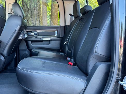 Used 2015 RAM 2500 Laramie w/ Convenience Group AWD/4WD image 13