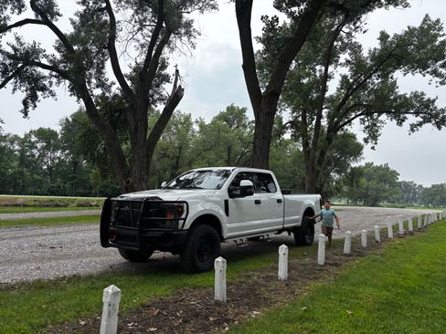 Used 2018 Ford F250 XL w/ Power Equipment Group AWD/4WD image 10