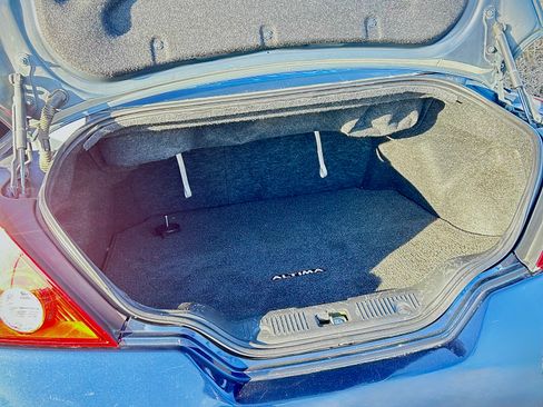 Used 2011 Nissan Altima 2.5 S image 6