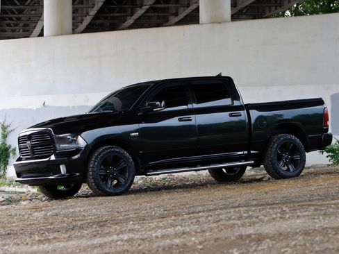 Used 2015 RAM 1500 Sport w/ Convenience Group AWD/4WD image 15