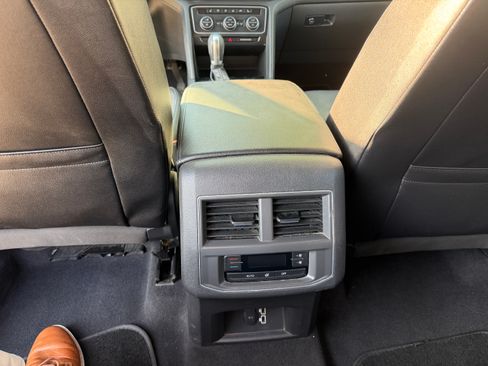Used 2019 Volkswagen Atlas SE AWD/4WD image 17