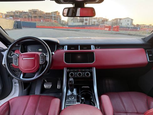 Used 2015 Land Rover Range Rover Sport Supercharged AWD/4WD image 12