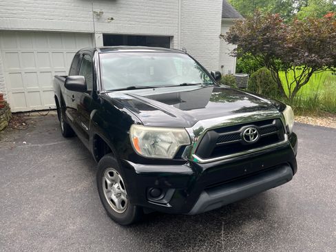 Used 2013 Toyota Tacoma 2WD Access Cab w/ SR5 Pkg image 14
