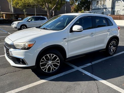 Used 2016 Mitsubishi Outlander Sport ES image 4