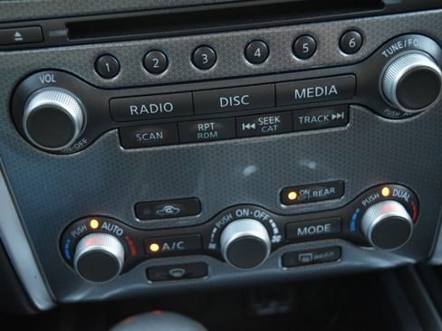 Used 2018 Nissan Pathfinder SL w/ SL Premium Package image 22