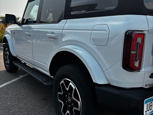Used 2022 Ford Bronco Outer Banks AWD/4WD image 8