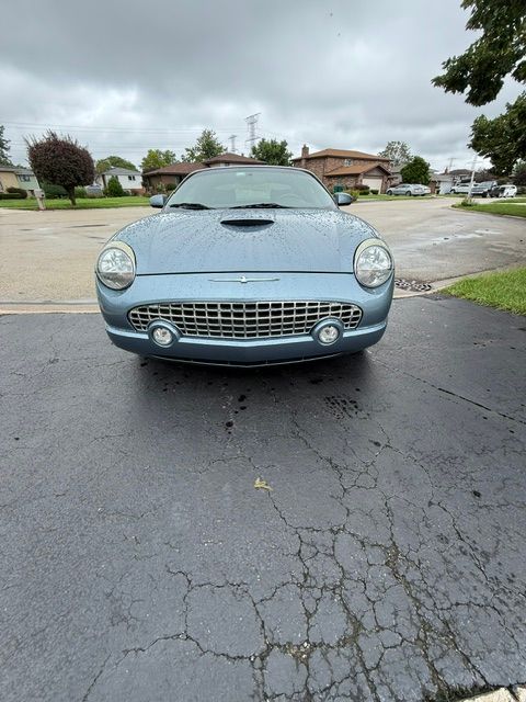 Used 2005 Ford Thunderbird RWD image 8