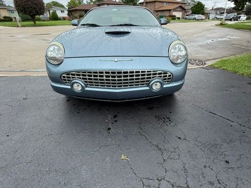 Used 2005 Ford Thunderbird RWD image 8