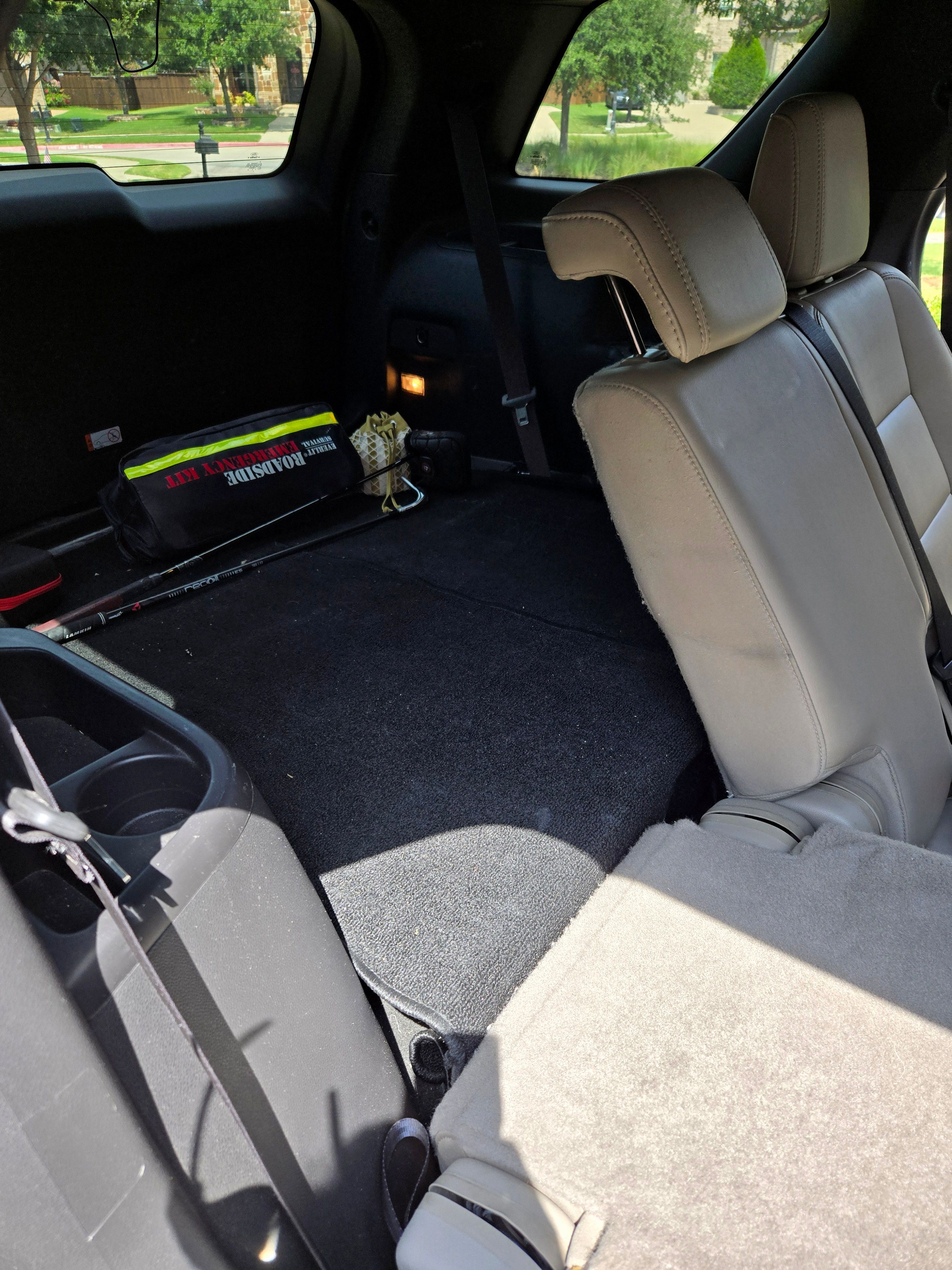 Used 2015 Ford Explorer XLT w/ Equipment Group 202A FWD image 14