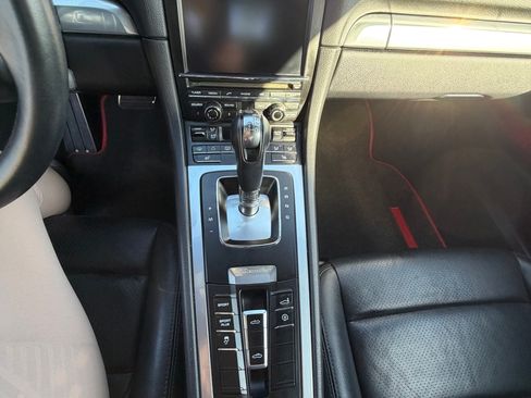 Used 2013 Porsche Boxster S image 21