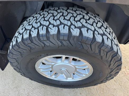 Used 2006 HUMMER H3 image 16