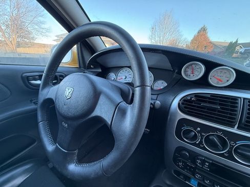 Used 2004 Dodge Neon image 31