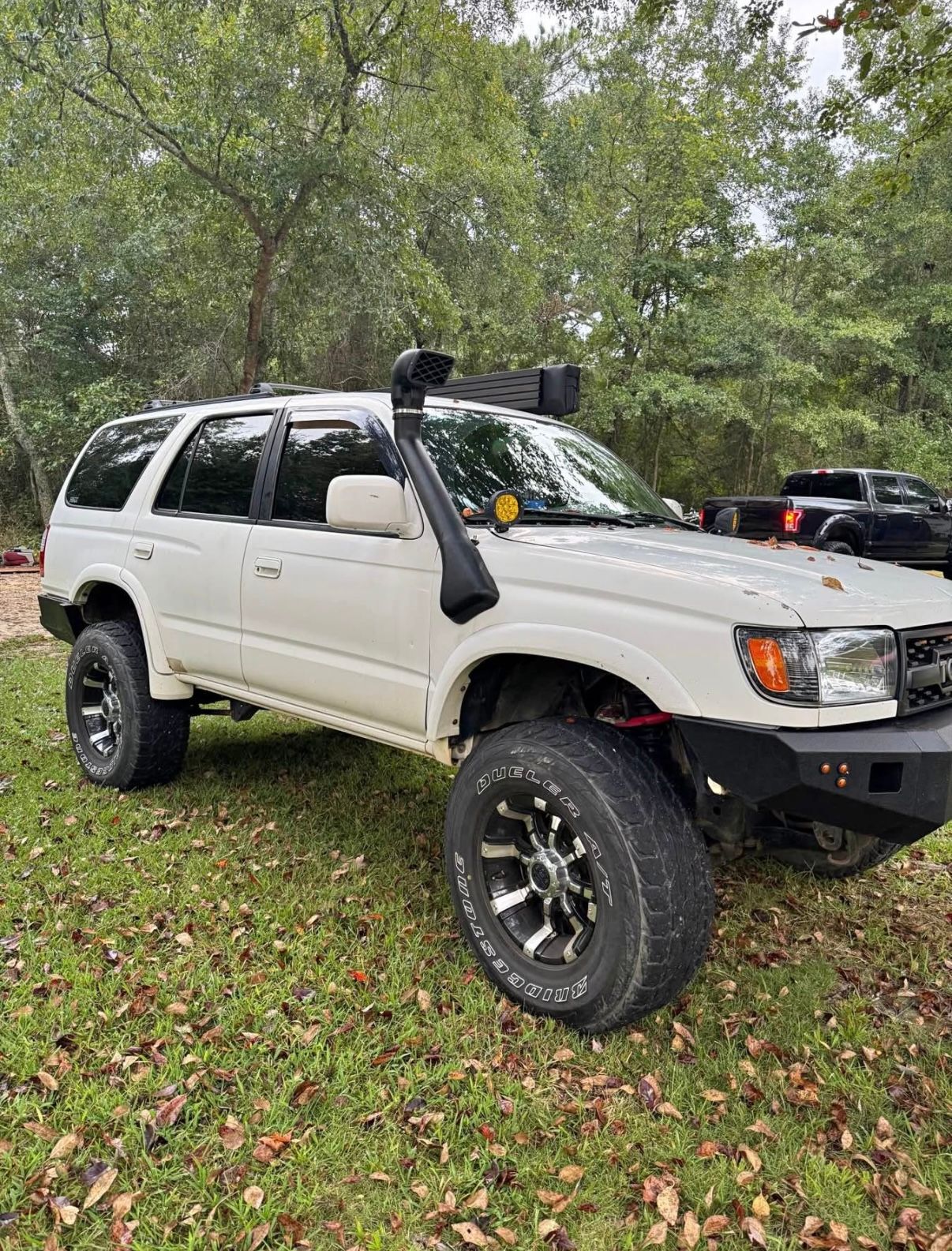Used 1998 Toyota 4Runner SR5 w/ Preferred Equipment Group 1 AWD/4WD image 1
