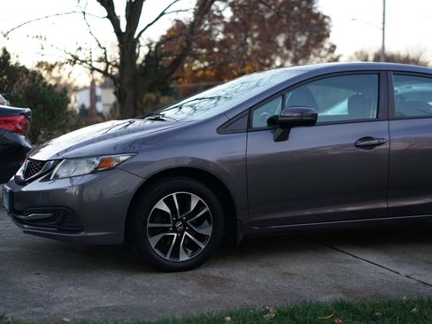 Used 2015 Honda Civic EX image 4
