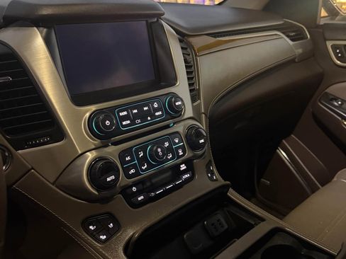 Used 2017 GMC Yukon XL Denali w/ Open Road Package AWD/4WD image 10