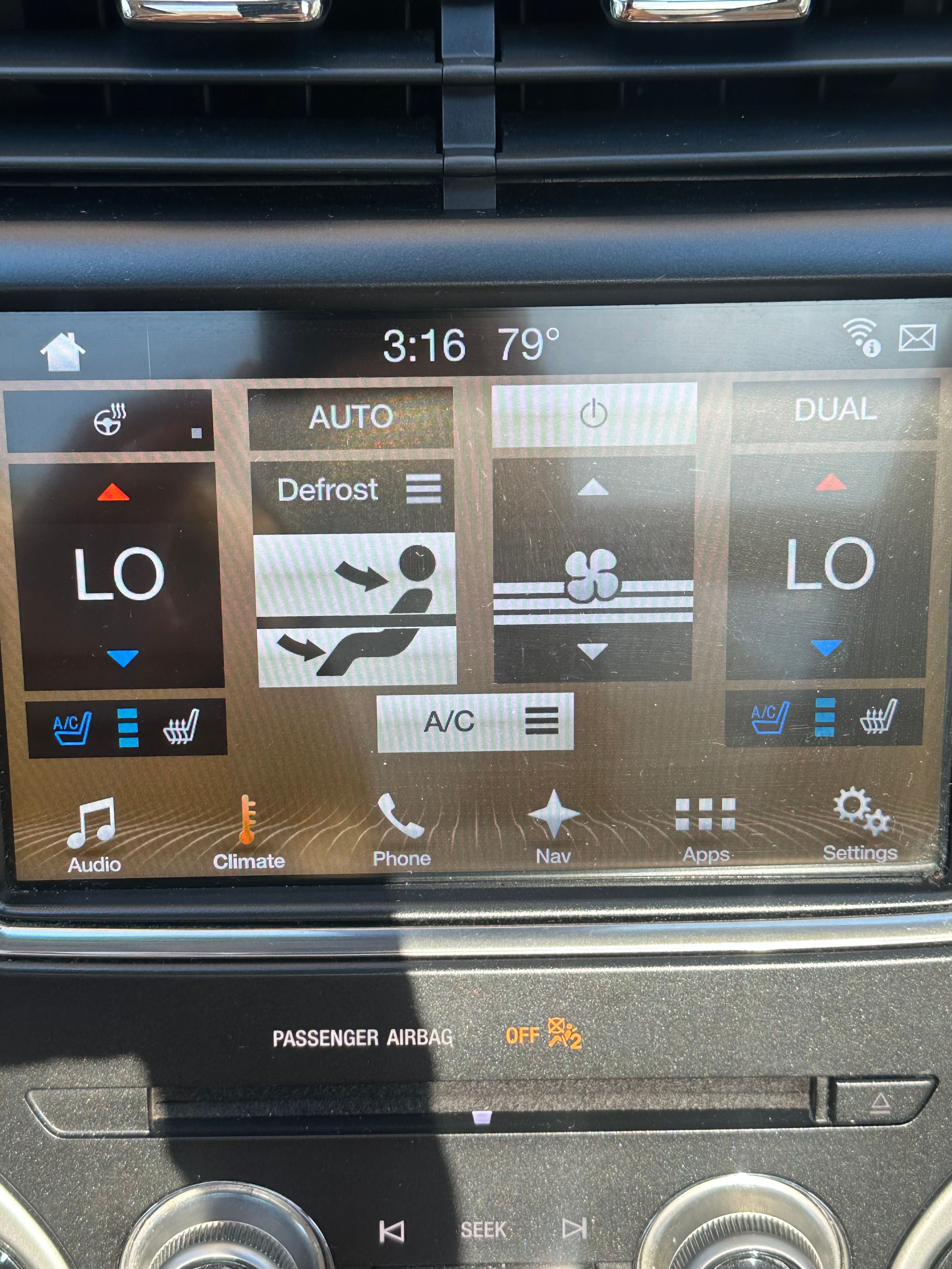 Used 2017 Lincoln MKX Reserve w/ Lincoln MKX Climate Package AWD/4WD image 21