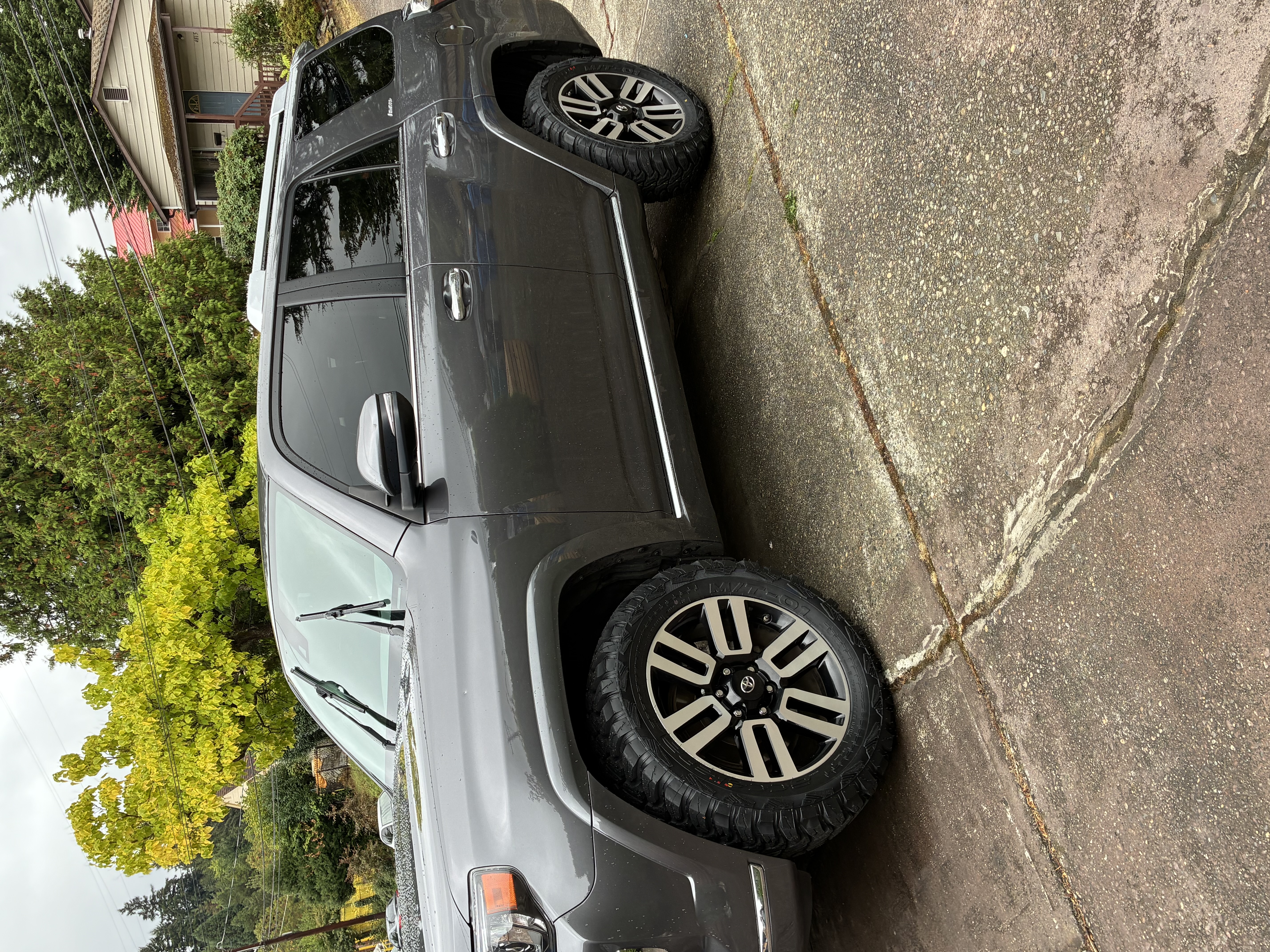 Used 2021 Toyota 4Runner Limited AWD/4WD image 6
