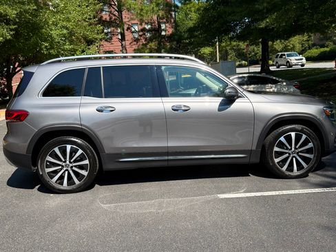Used 2020 Mercedes-Benz GLB 250 4MATIC image 8