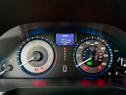 Used 2012 Honda Odyssey Touring image 25