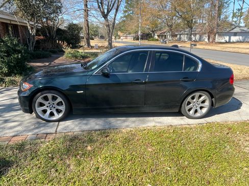 Used 2007 BMW 335i Sedan image 1