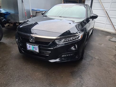 Used 2019 Honda Accord Sport image 1