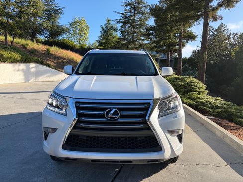 Used 2018 Lexus GX 460 Premium AWD/4WD image 8